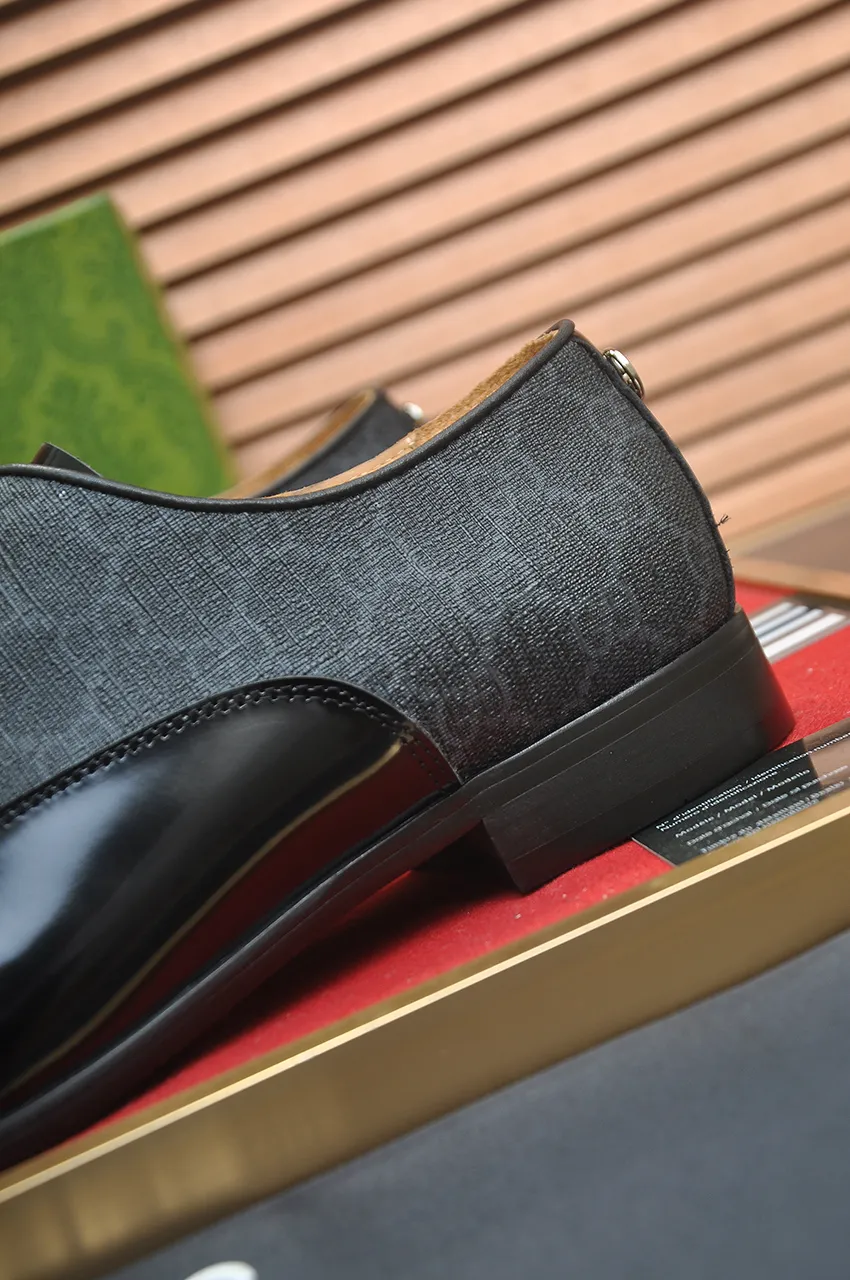 Men's shoes💰500💶Italy's top luxury men's shoe giant (GUCCI) (Gucci) (full cowhide lining) new arrival🍃Original European style🔰 Pleasant to the eye😍In order to make the shoes more durable and non-deformable🌀The production continues to follow traditional methods but there is still no lack of innovation💪Choose original sheepskin for the leather♻️ Smooth and natural And extra bright ⭐Made of imported cowhide, the first choice of rich people 38-45 (45 customized)